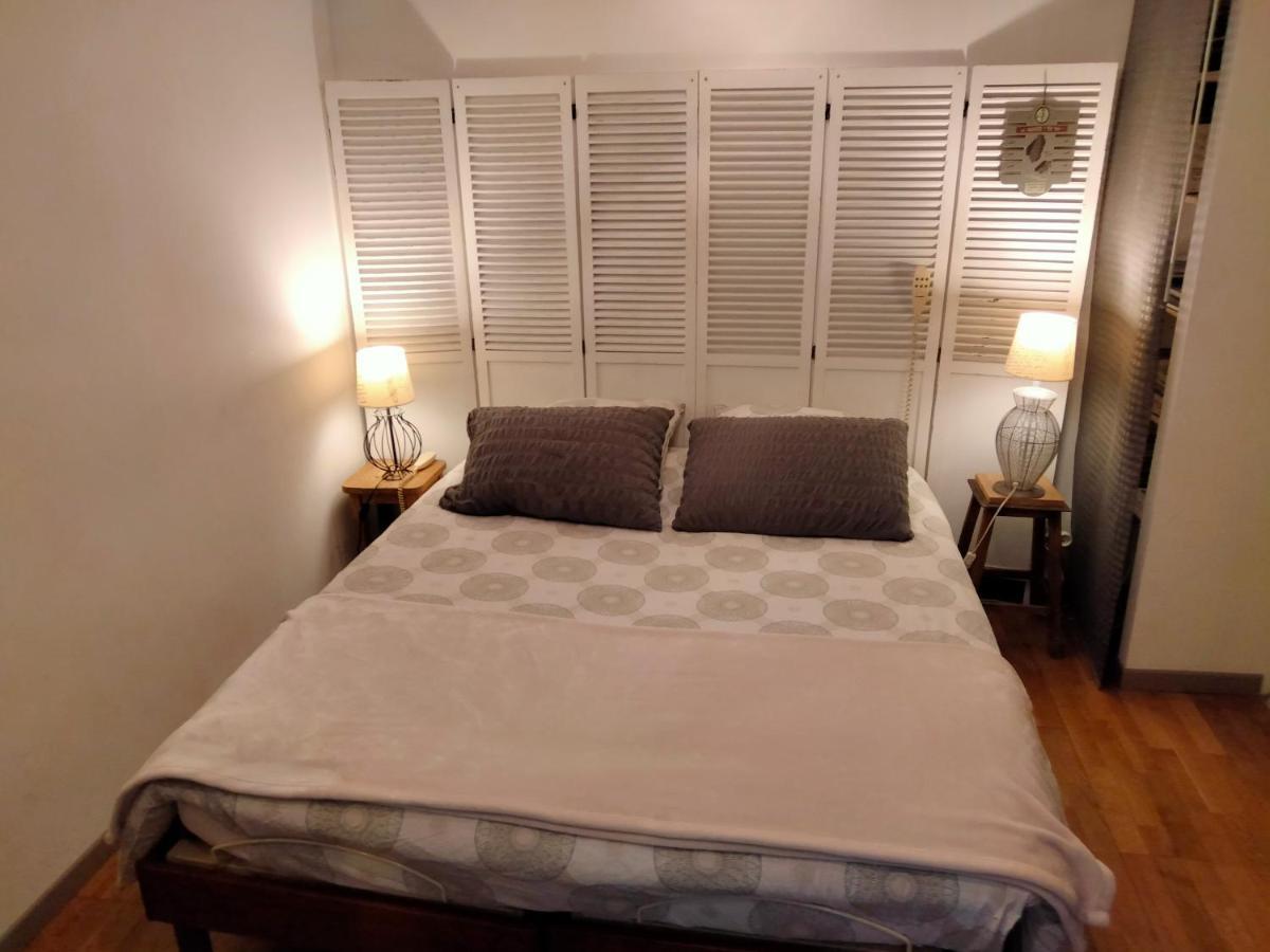 Appartement T2 Sur Cour Nantaise เรอเซ ภายนอก รูปภาพ