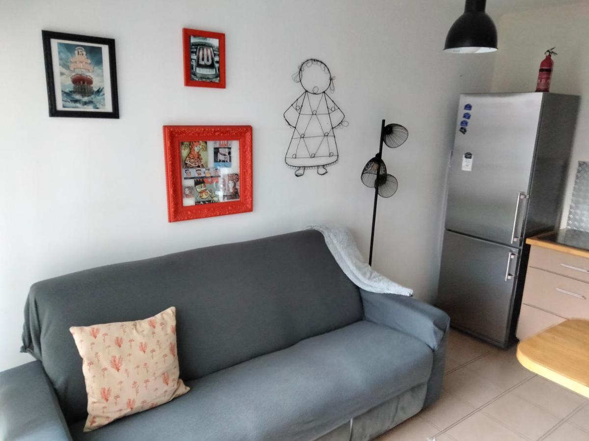 Appartement T2 Sur Cour Nantaise เรอเซ ภายนอก รูปภาพ