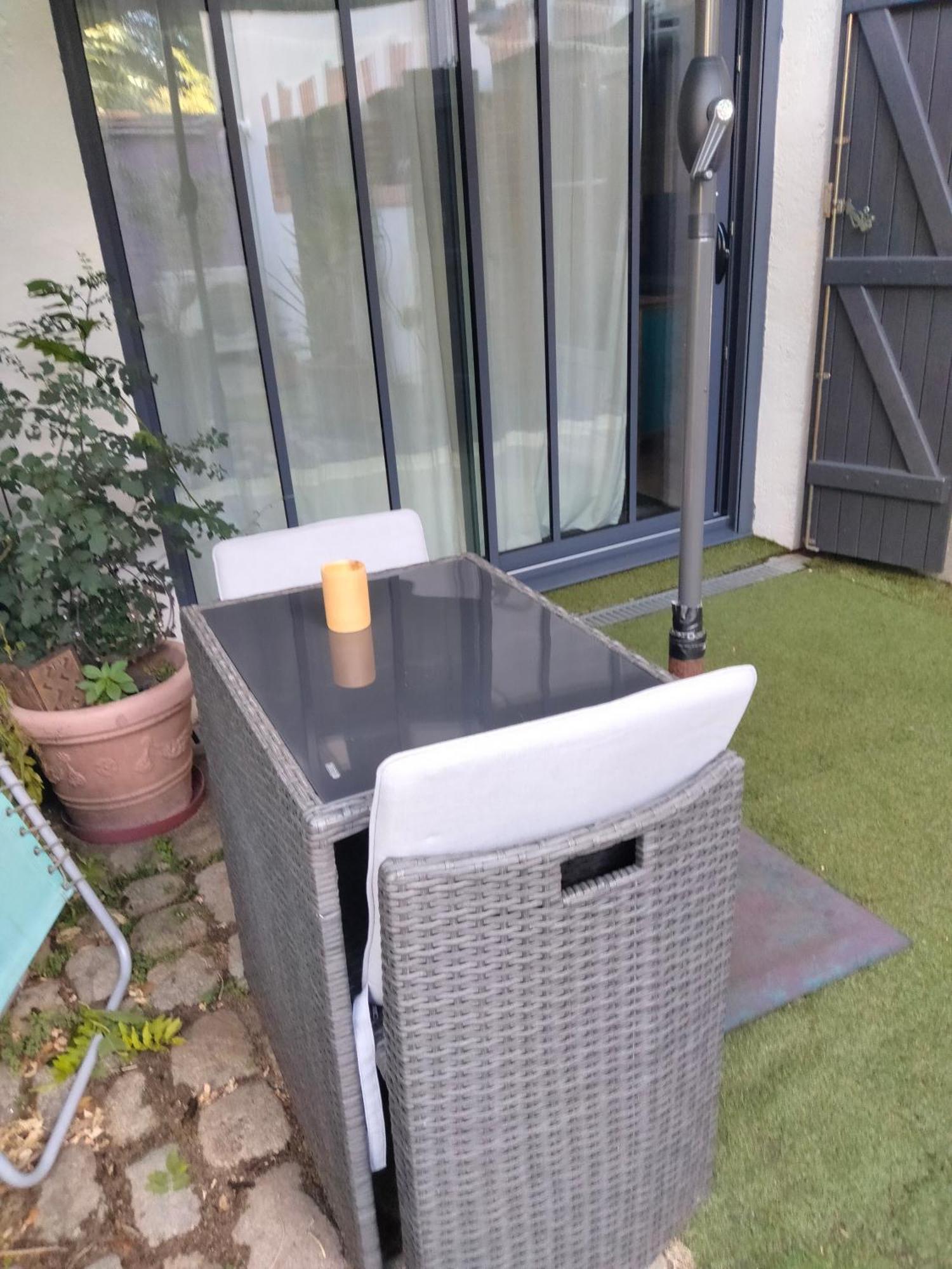 Appartement T2 Sur Cour Nantaise เรอเซ ภายนอก รูปภาพ