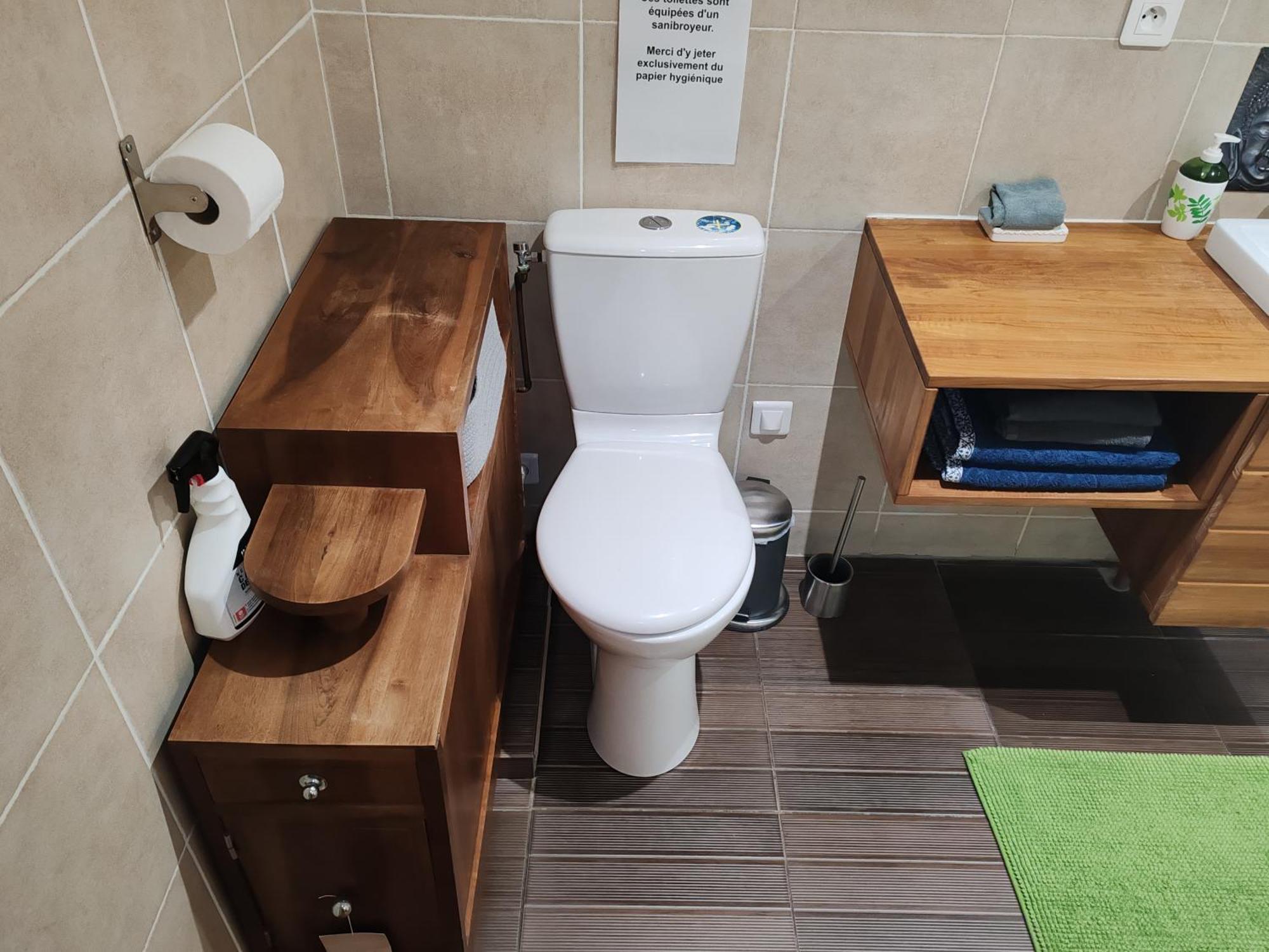 Appartement T2 Sur Cour Nantaise เรอเซ ภายนอก รูปภาพ